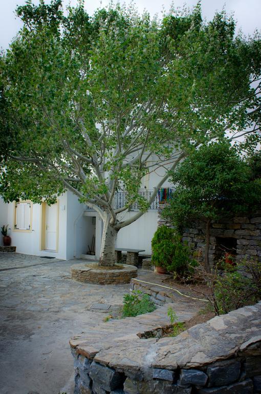 Aiolos Hotel Menites Exterior photo