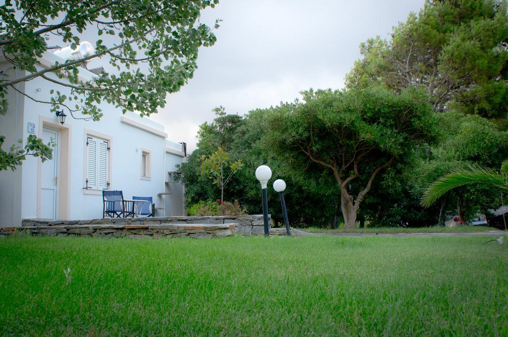 Aiolos Hotel Menites Exterior photo