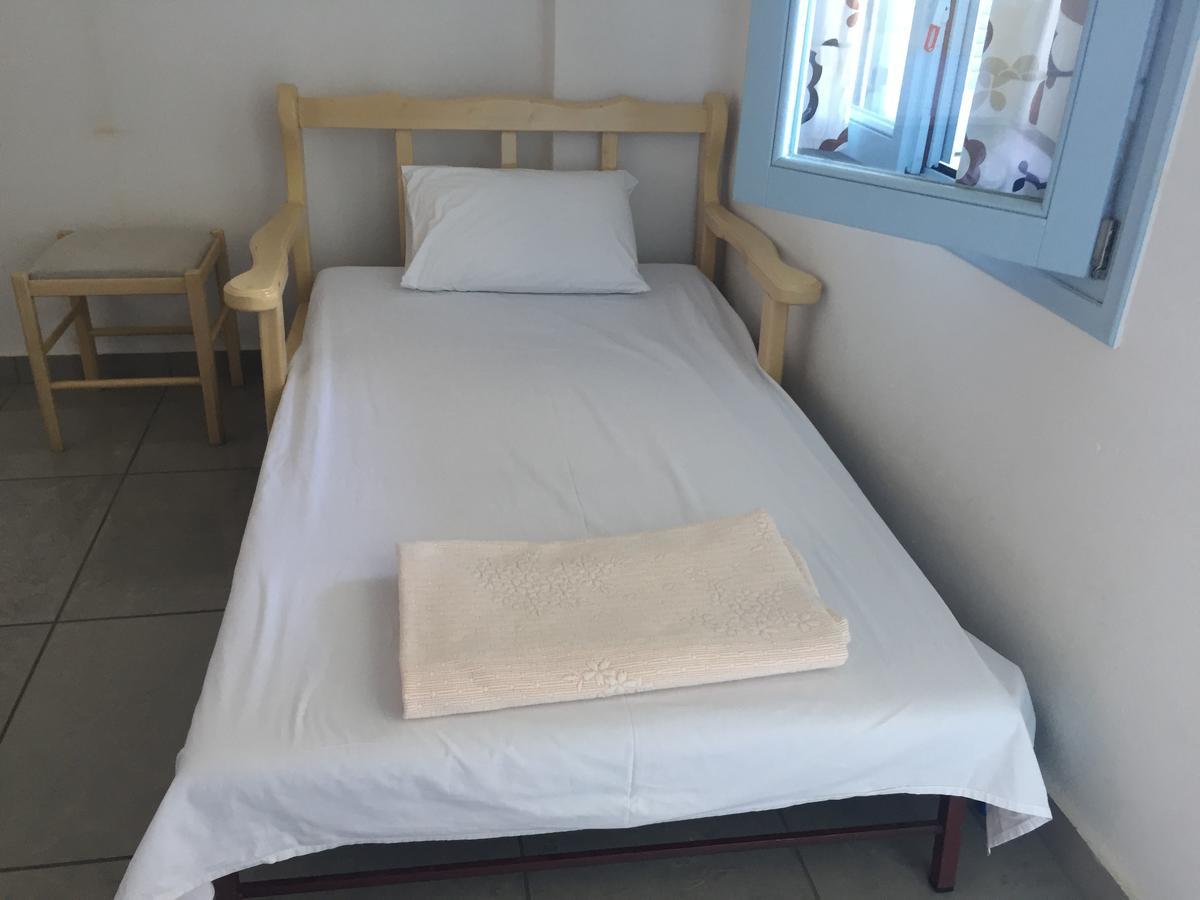 Aiolos Hotel Menites Exterior photo