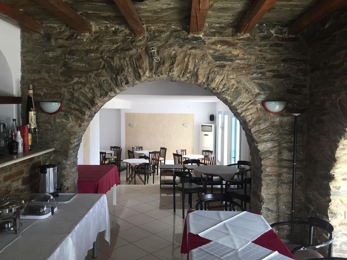 Aiolos Hotel Menites Exterior photo